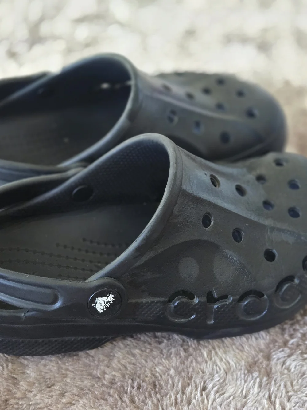 CROCS Kids Black Classic Water Clogs
